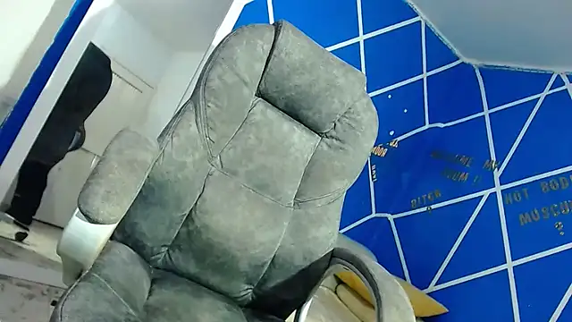 alexander megan online show from 09/18/25, 10:39