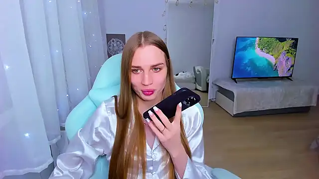 StellaLawless online show from 12/08/24, 07:43