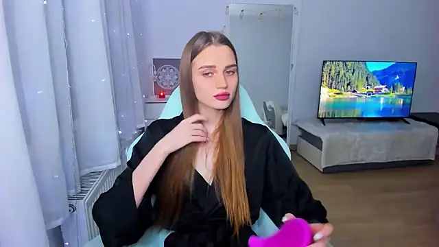 StellaLawless online show from 12/18/24, 07:19