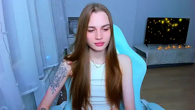 StellaLawless online show from 01/04/25, 09:52