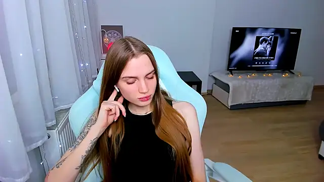 StellaLawless online show from 01/08/25, 11:41