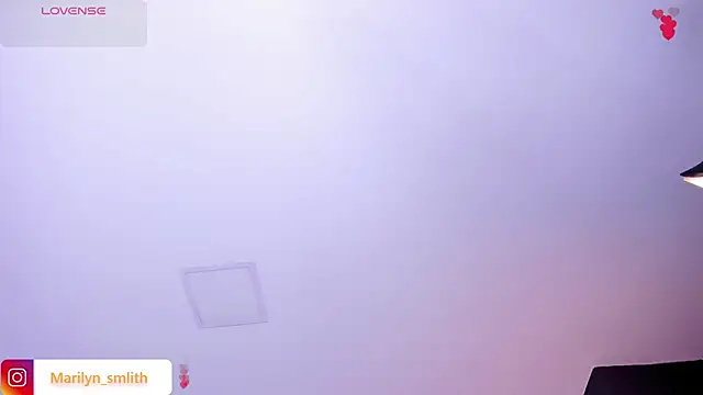 Snapshot of MarilynSmIith chatting on 09/19/25, 11:44 MarilynSmIith online show from 09/19/25, 11:44