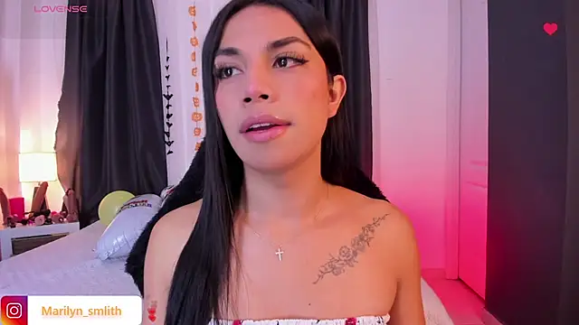 Snapshot of MarilynSmIith chatting on 10/07/25, 12:02 MarilynSmIith online show from 10/07/25, 12:02