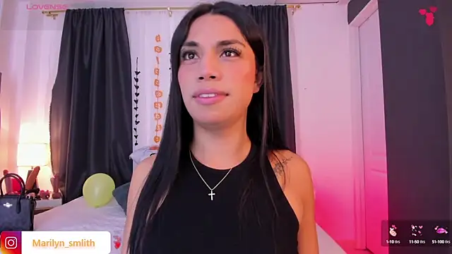 Snapshot of MarilynSmIith chatting on 10/09/25, 11:19 MarilynSmIith online show from 10/09/25, 11:19