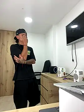 bob petterson online show from 10/07/25, 04:09