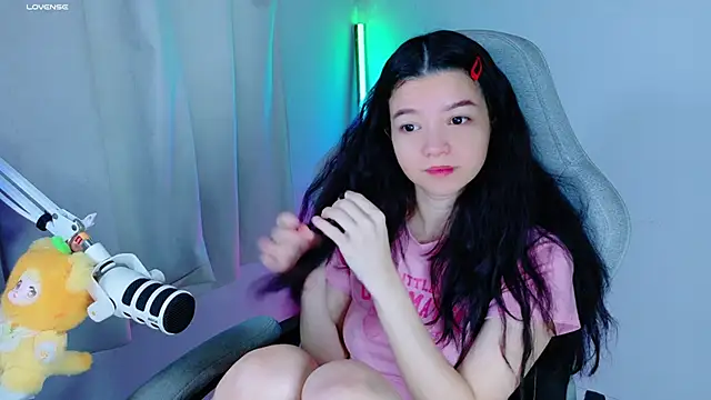 Snapshot of stephybrown chatting on 11/20/25, 12:00 stephybrown online show from 11/20/25, 12:00