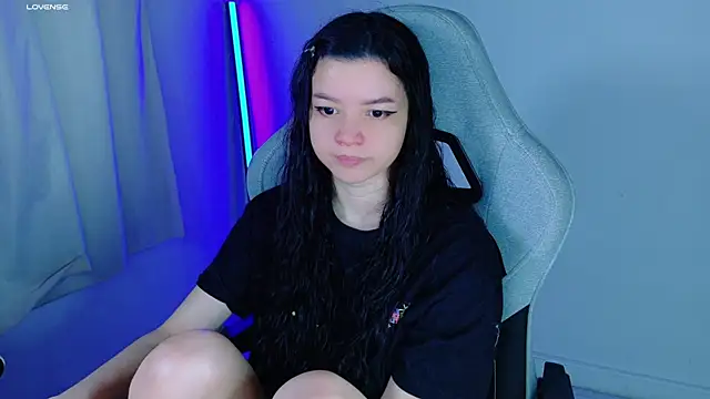 Snapshot of stephybrown chatting on 11/24/25, 11:04 stephybrown online show from 11/24/25, 11:04