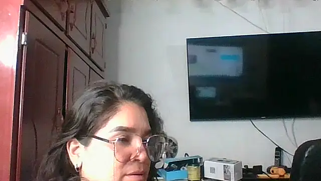 sofiagata1 online show from 03/22/25, 03:30