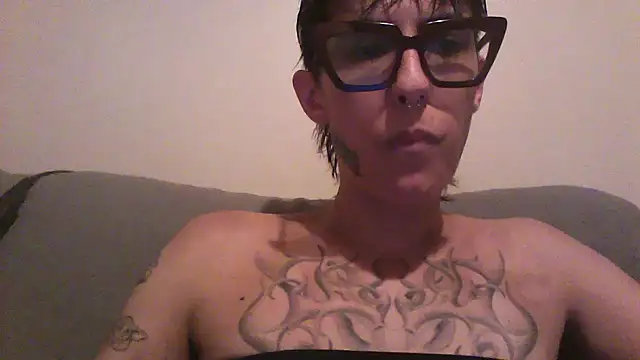 Snapshot of nickfxx chatting on 03/15/26, 12:05 nickfxx online show from 03/15/26, 12:05