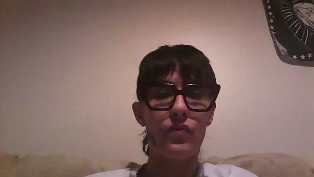 Snapshot of nickfxx chatting on 06/01/26, 01:29 nickfxx online show from 06/01/26, 01:29