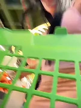 valecruz903 online show from 12/05/25, 04:58