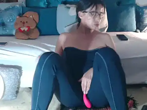 velvet lips01 online show from 12/16/25, 07:52