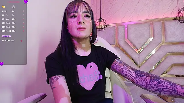 dayana harlow2 online show from 11/12/25, 01:17