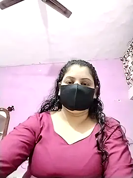 Snapshot of Ruksar-Pathan chatting on 11/11/25, 06:02 Ruksar-Pathan online show from 11/11/25, 06:02