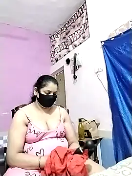 Snapshot of Ruksar-Pathan chatting on 11/21/25, 05:55 Ruksar-Pathan online show from 11/21/25, 05:55