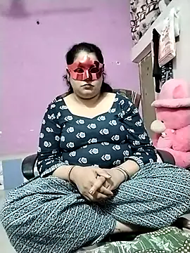 Snapshot of Ruksar-Pathan chatting on 11/30/25, 12:20 Ruksar-Pathan online show from 11/30/25, 12:20