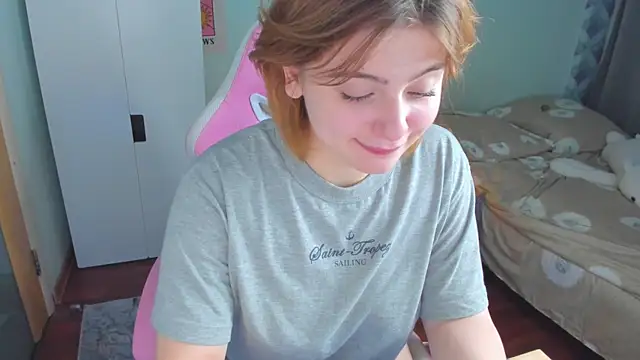 Snapshot of debratover chatting on 12/20/24, 12:30 debratover online show from 12/20/24, 12:30