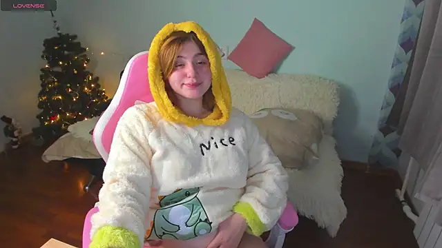 Snapshot of debratover chatting on 12/30/24, 12:32 debratover online show from 12/30/24, 12:32