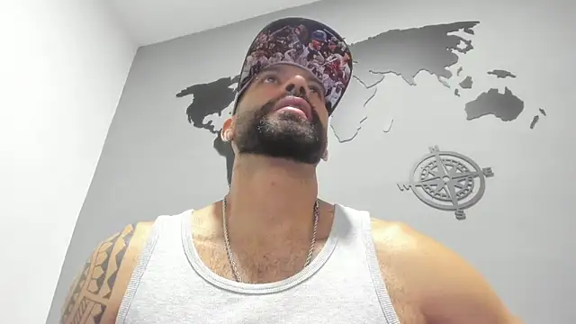 Snapshot of Yorby_Maxx1 chatting on 03/20/25, 11:12 Yorby Maxx1 online show from 03/20/25, 11:12