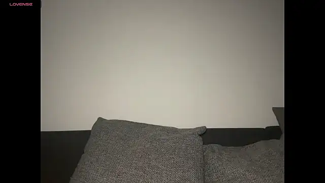 Snapshot of Allylove03 chatting on 10/08/25, 05:54 Allylove03 online show from 10/08/25, 05:54