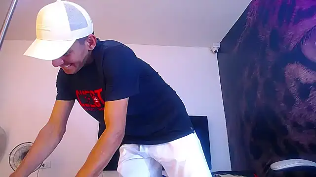 DOMINIT HOT online show from 09/09/25, 05:45
