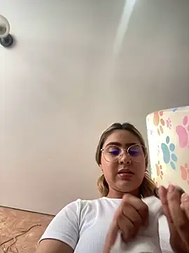 Miabonnett  online show from 12/14/24, 05:03