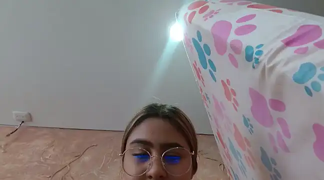 Miabonnett  online show from 12/17/24, 05:04