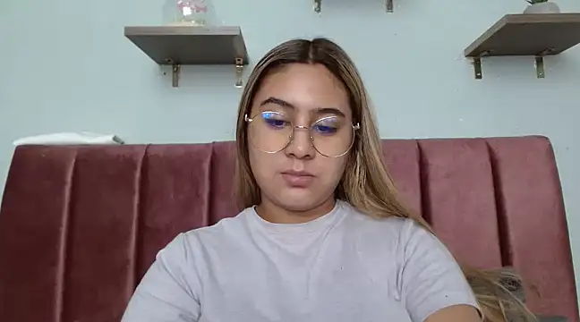 Miabonnett  online show from 01/13/25, 07:42