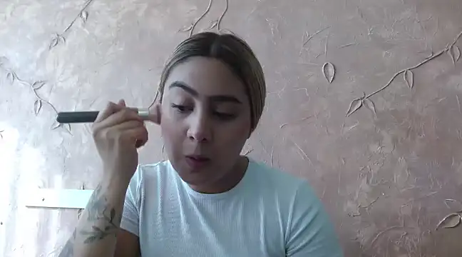 Miabonnett  online show from 01/19/25, 01:12