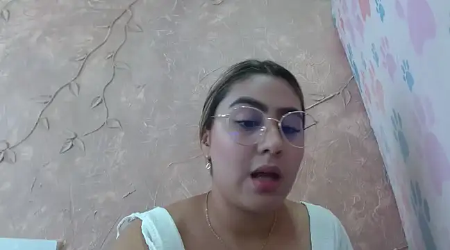 Miabonnett  online show from 01/25/25, 04:13