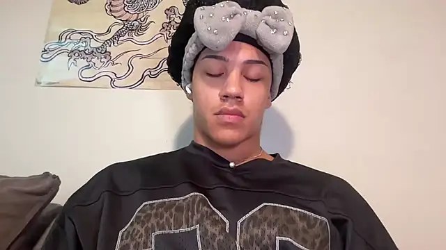 Snapshot of tsjaden777 chatting on 10/23/25, 04:39 tsjaden777 online show from 10/23/25, 04:39