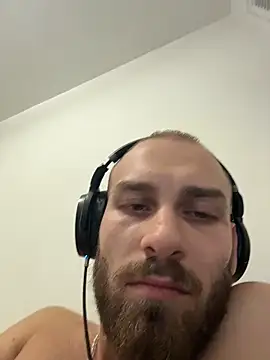 Snapshot of pervy_devil chatting on 10/10/25, 05:06 pervy devil online show from 10/10/25, 05:06