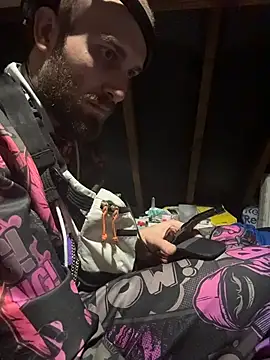 Snapshot of pervy_devil chatting on 10/22/25, 03:29 pervy devil online show from 10/22/25, 03:29