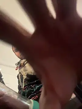 Snapshot of pervy_devil chatting on 11/30/25, 03:16 pervy devil online show from 11/30/25, 03:16