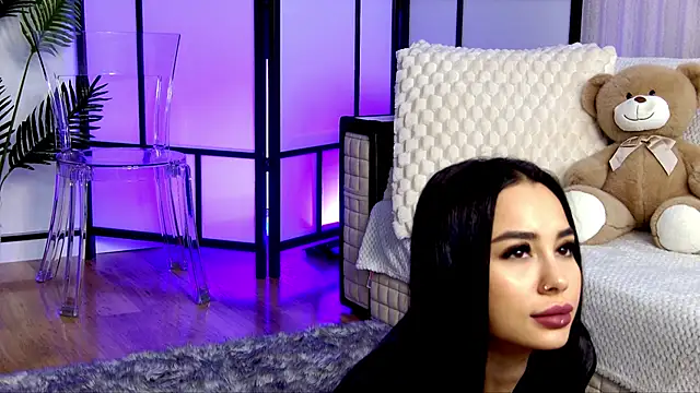 Snapshot of OnlyXandra chatting on 11/22/25, 05:39 OnlyXandra online show from 11/22/25, 05:39