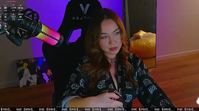 Emili1- online show from 07/08/26, 09:36