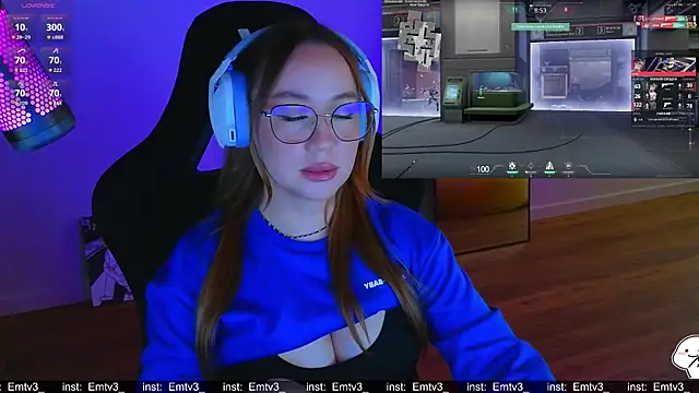 Emili1- online show from 07/11/26, 11:02
