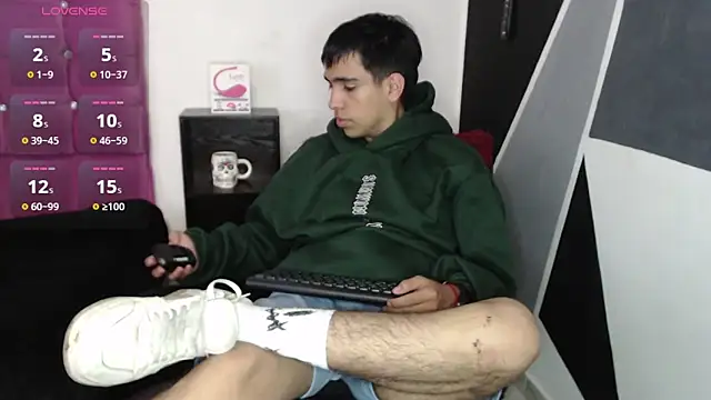 zack thunder online show from 10/26/25, 01:06