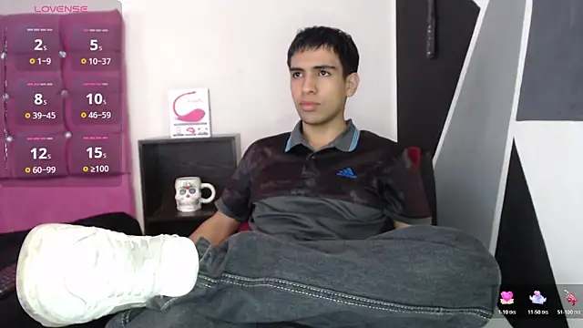 zack thunder online show from 10/27/25, 01:04