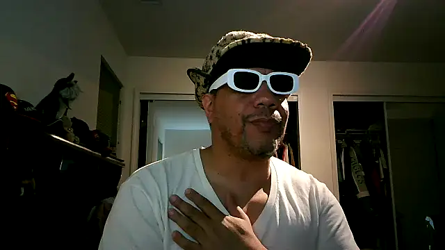 pimpdaddy4ever online show from 03/23/25, 12:04