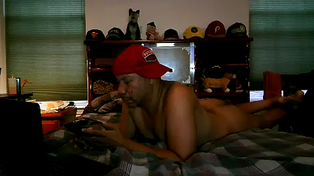 Snapshot of pimpdaddy4ever chatting on 12/02/25, 02:45 pimpdaddy4ever online show from 12/02/25, 02:45
