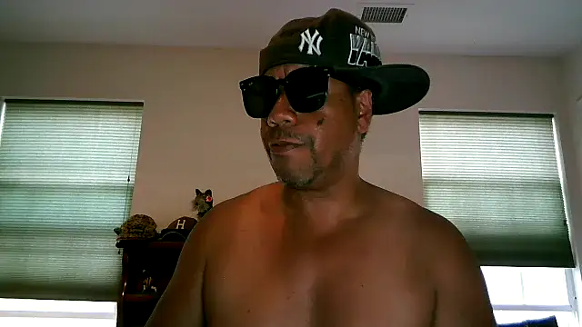 pimpdaddy4ever online show from 06/17/26, 06:09