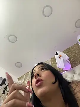 Snapshot of Celeste_smitth chatting on 10/22/25, 07:30 Celeste smitth online show from 10/22/25, 07:30