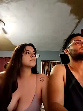 Snapshot of Carandrew chatting on 11/09/25, 03:49 Carandrew online show from 11/09/25, 03:49