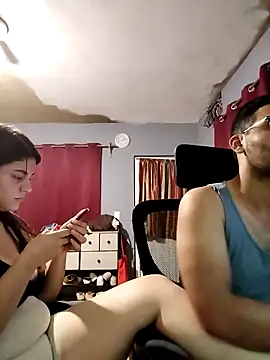 Snapshot of Carandrew chatting on 11/21/25, 04:22 Carandrew online show from 11/21/25, 04:22