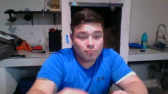 Snapshot of DirtyRcride chatting on 12/18/24, 05:26 DirtyRcride online show from 12/18/24, 05:26