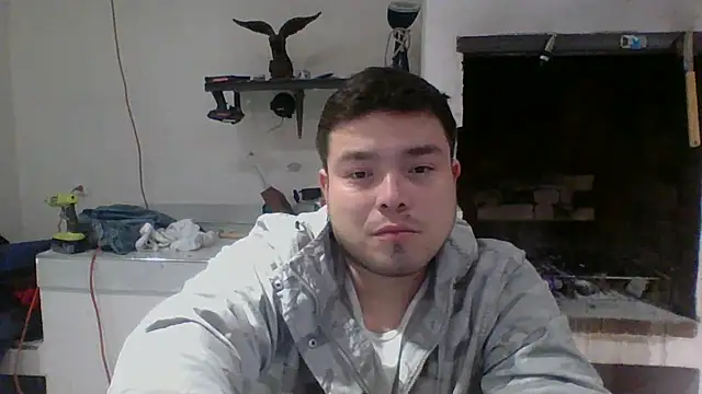 Snapshot of DirtyRcride chatting on 12/26/24, 05:58 DirtyRcride online show from 12/26/24, 05:58