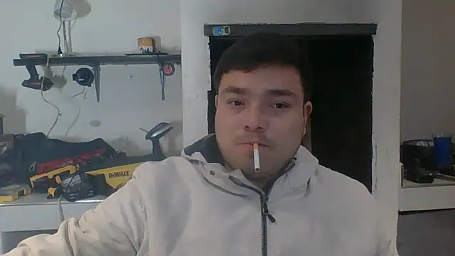 Snapshot of DirtyRcride chatting on 01/13/25, 01:56 DirtyRcride online show from 01/13/25, 01:56