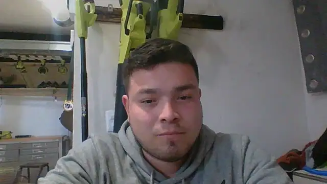 Snapshot of DirtyRcride chatting on 01/18/25, 06:13 DirtyRcride online show from 01/18/25, 06:13