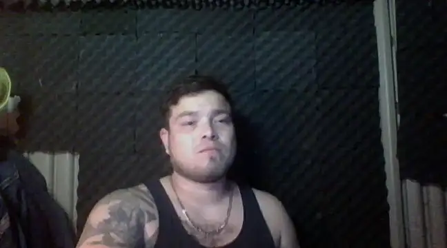 Snapshot of DirtyRcride chatting on 02/25/25, 04:57 DirtyRcride online show from 02/25/25, 04:57